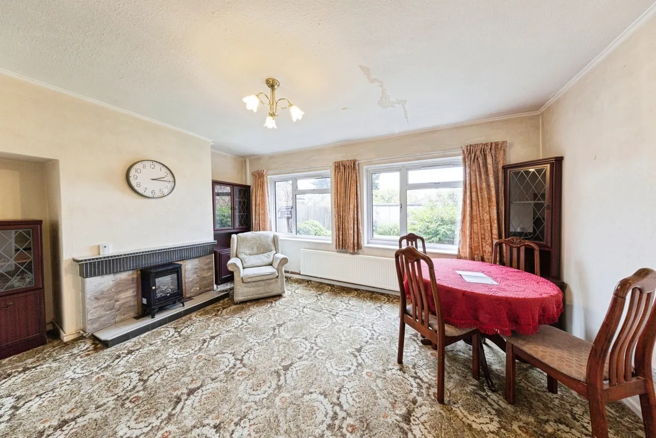 Hortonsfield Road, Yardley Gobion, Towcester, Northamptonshire, NN12, photo 5