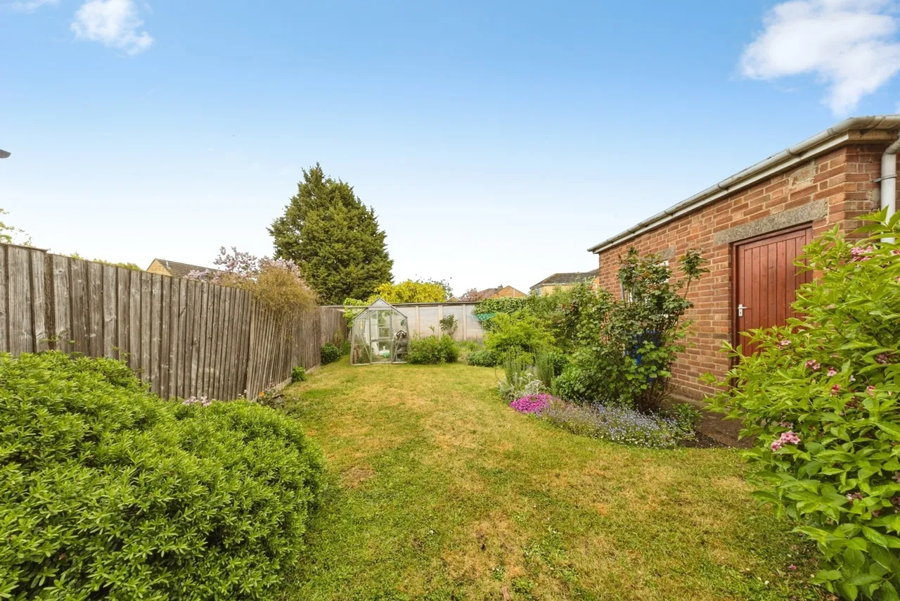 Hortonsfield Road, Yardley Gobion, Towcester, Northamptonshire, NN12, photo 20