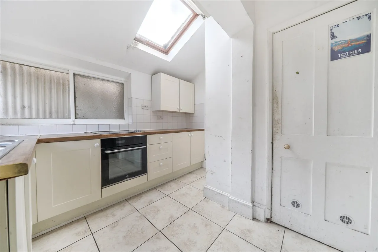 7 West Street, Knighton, Powys, LD7 1EN, photo 4