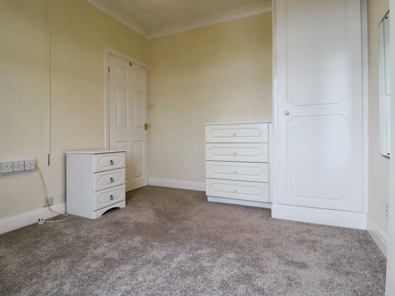 Woodlands Road, Barry, photo 12