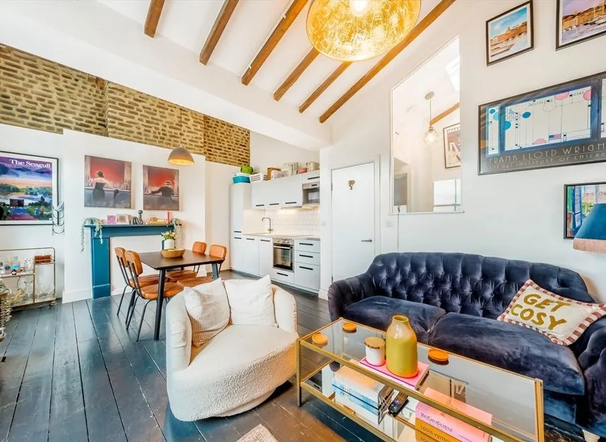 2 bed flat for sale — Wandsworth Road, South Lambeth, SW8