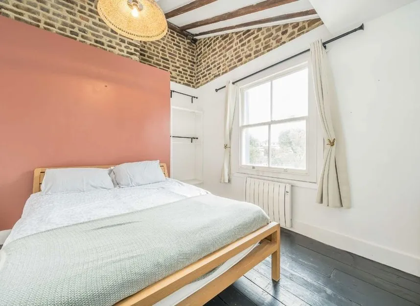Wandsworth Road, South Lambeth, SW8, photo 3