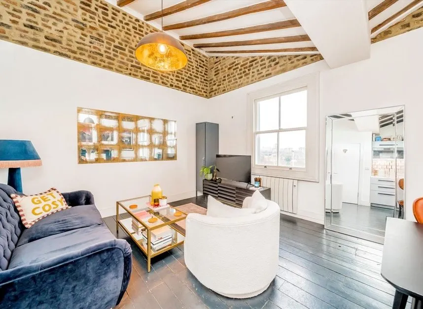 Wandsworth Road, South Lambeth, SW8, photo 6