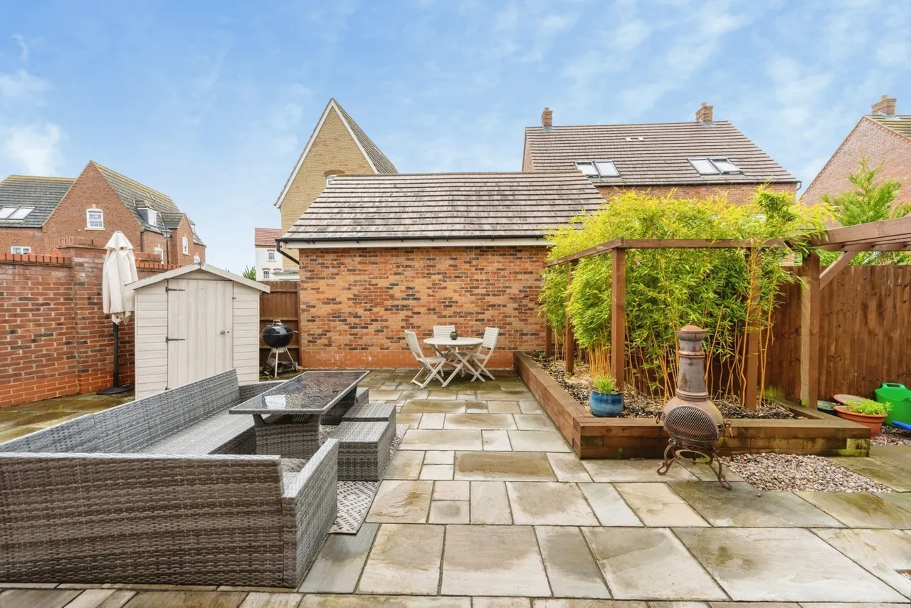 Crouch Gardens, Kempston, Bedford, Bedfordshire, MK42, photo 19
