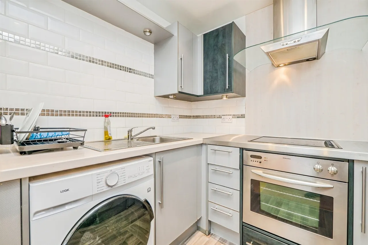 Landmark Place, Cardiff, CF10, photo 6