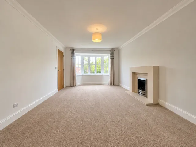 Kingsbury Drive, Wilmslow, SK9, photo 2