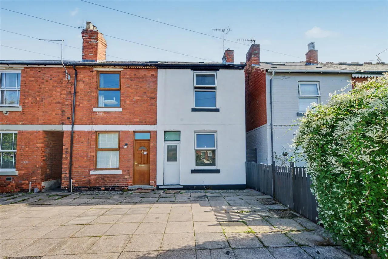 2 bed house for sale, St. James Terrace, Stapleford, NG9