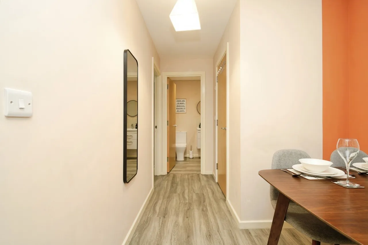 Goodiers Drive, SALFORD, Lancashire, M5, photo 12
