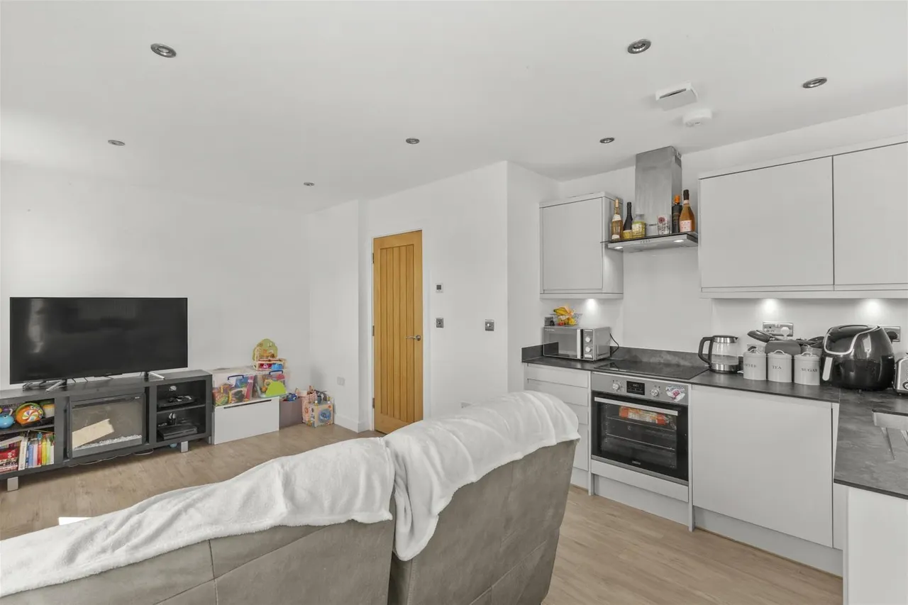 Bellfield Road, High Wycombe, HP13, photo 3