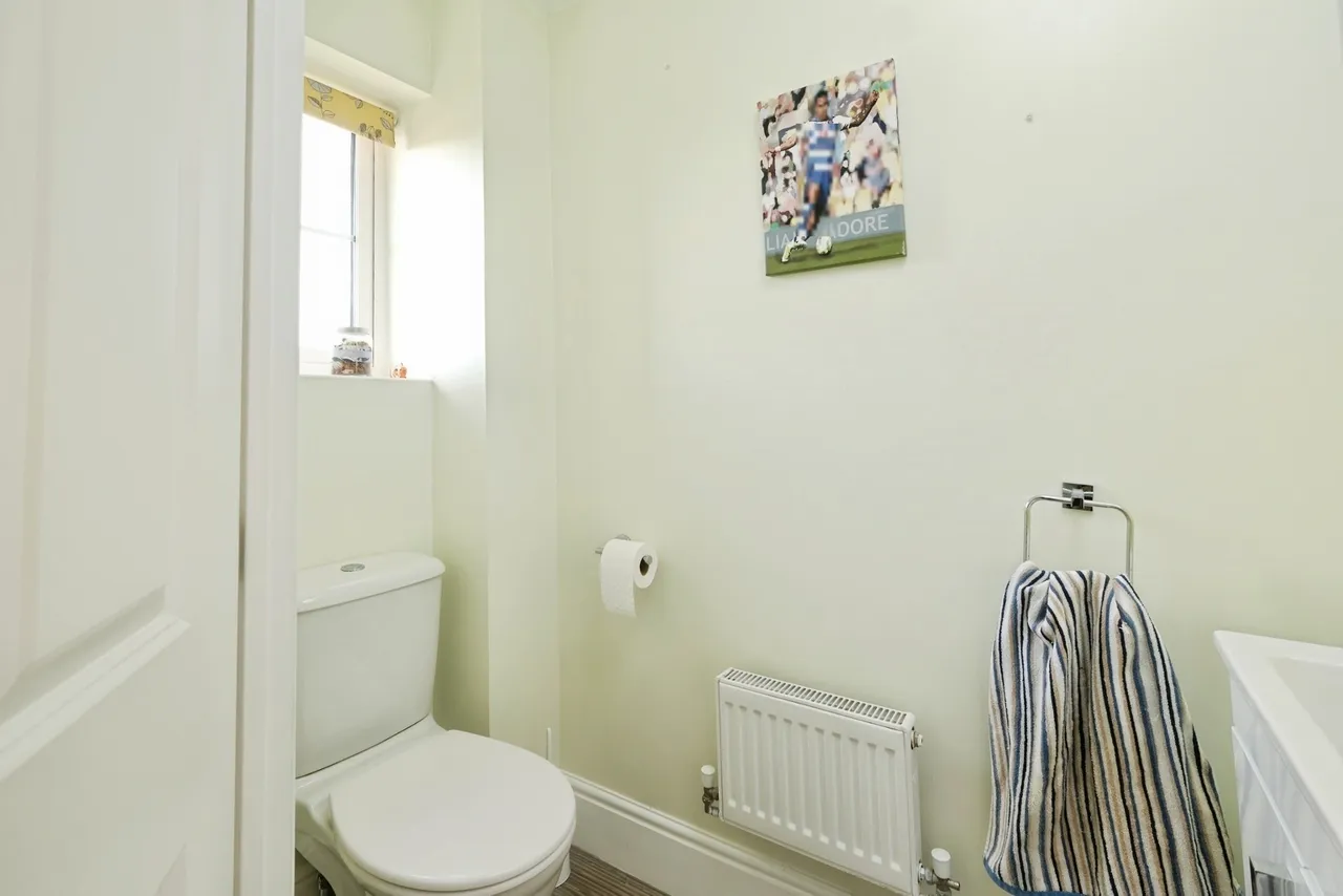 Westerleigh Road, Yate, Bristol, BS37, photo 19