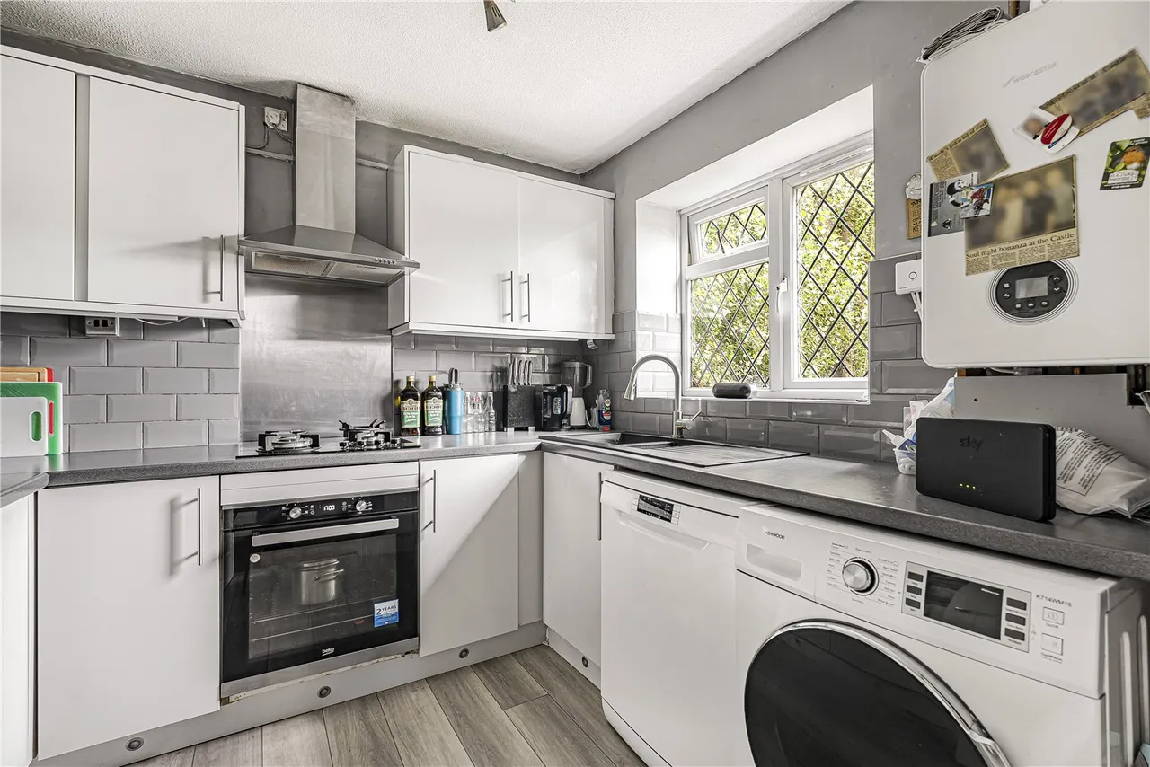 Mallard Close, Ash, GU12, photo 4