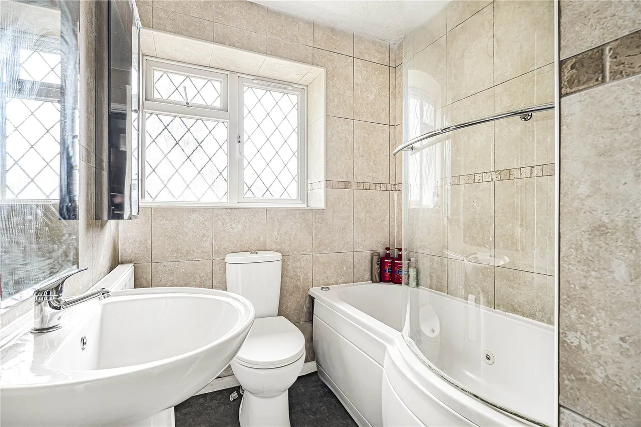 Mallard Close, Ash, GU12, photo 7