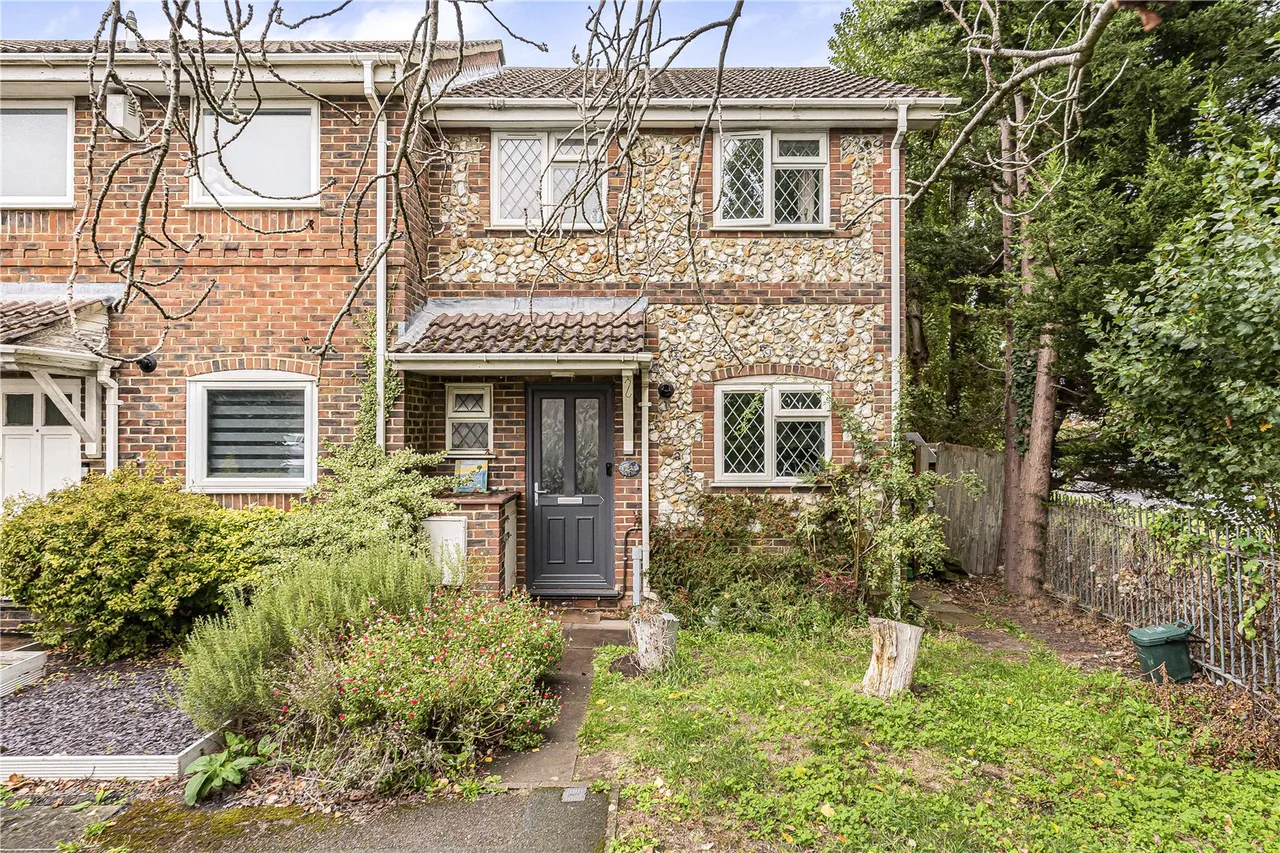 3 bed house for sale, Mallard Close, Ash, GU12