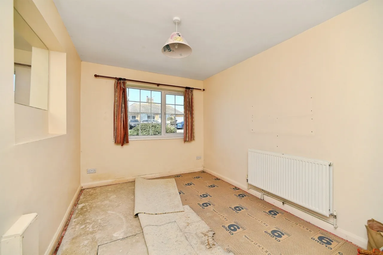 Cliff Avenue, Peacehaven, BN10, photo 11