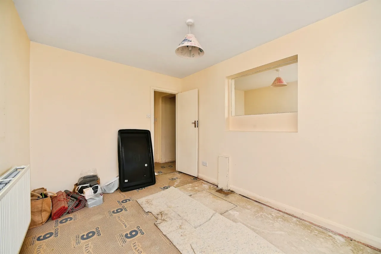 Cliff Avenue, Peacehaven, BN10, photo 12
