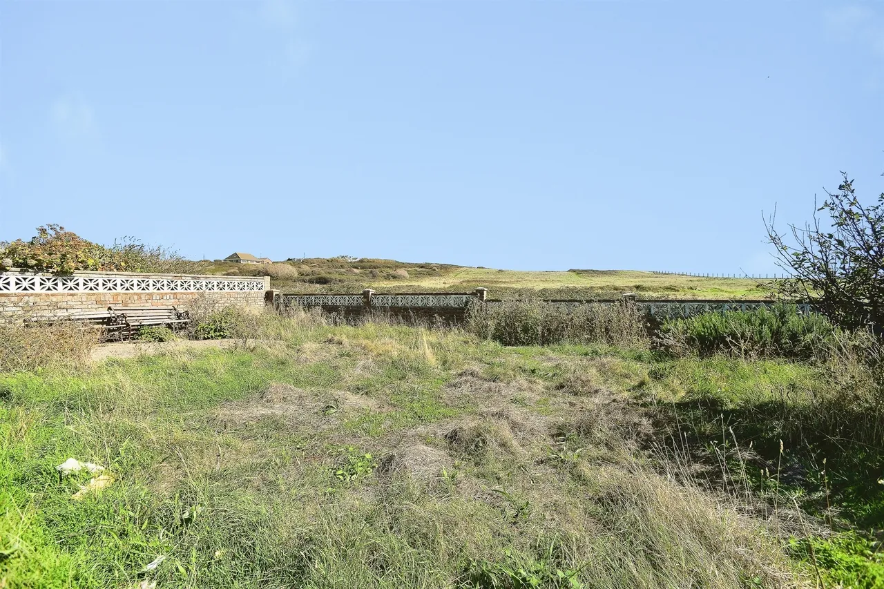 Cliff Avenue, Peacehaven, BN10, photo 18