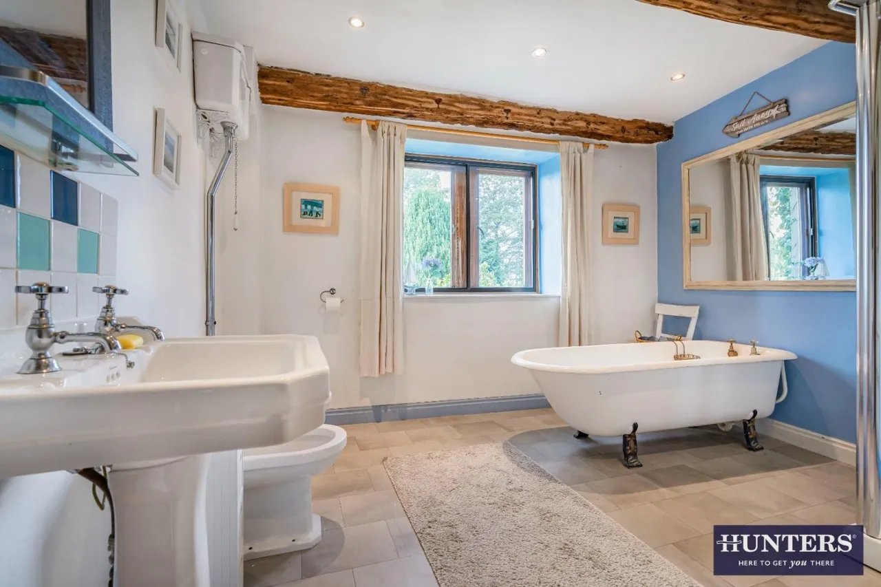 Manor Barn, Calton, BD23, photo 27
