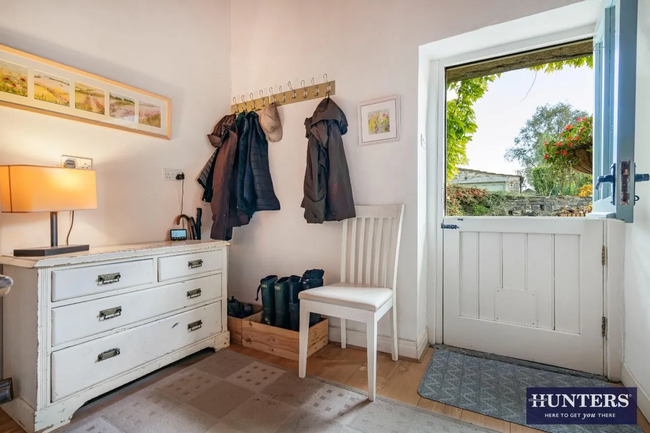 Manor Barn, Calton, BD23, photo 25