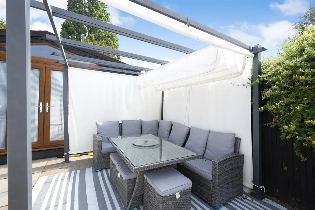 Chessington Road, Ewell, KT19, photo 11