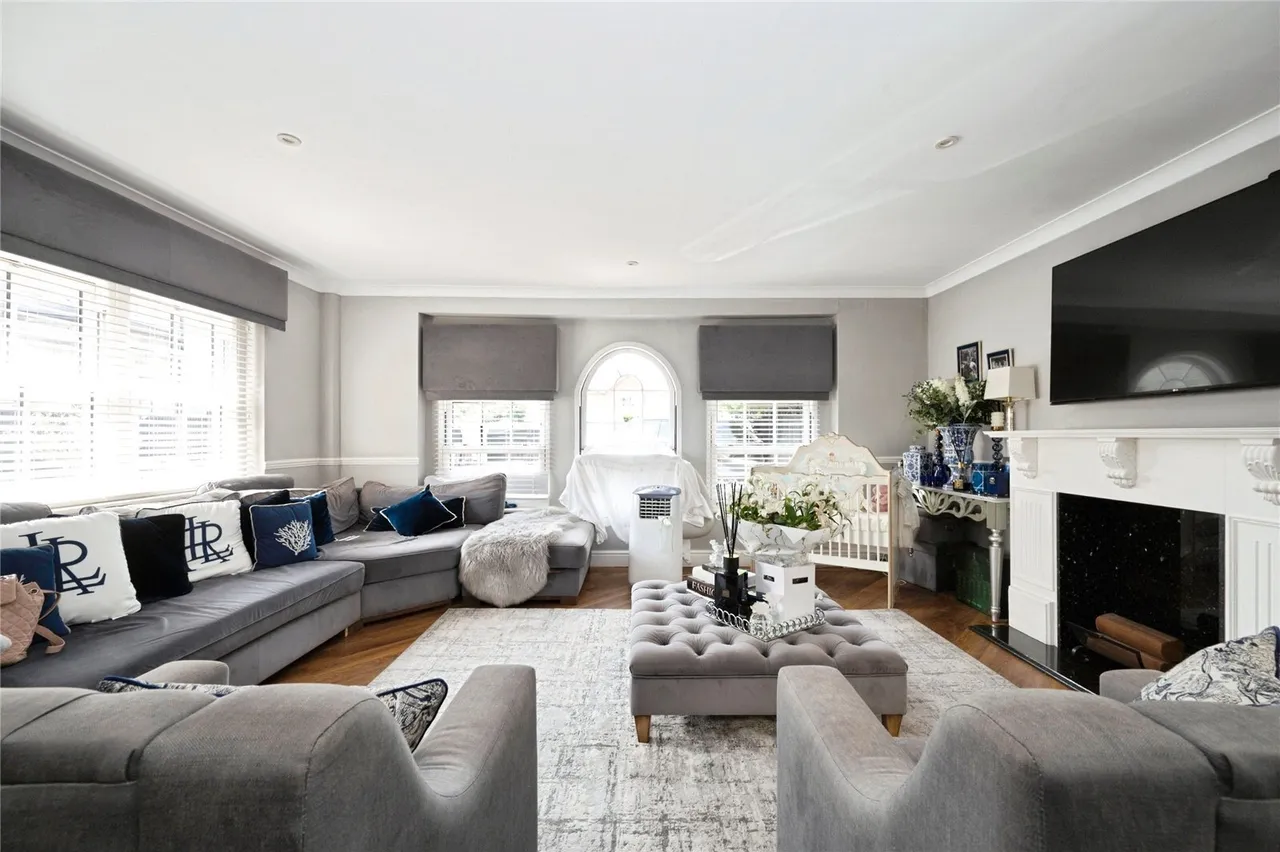 Chessington Road, Ewell, KT19, photo 3
