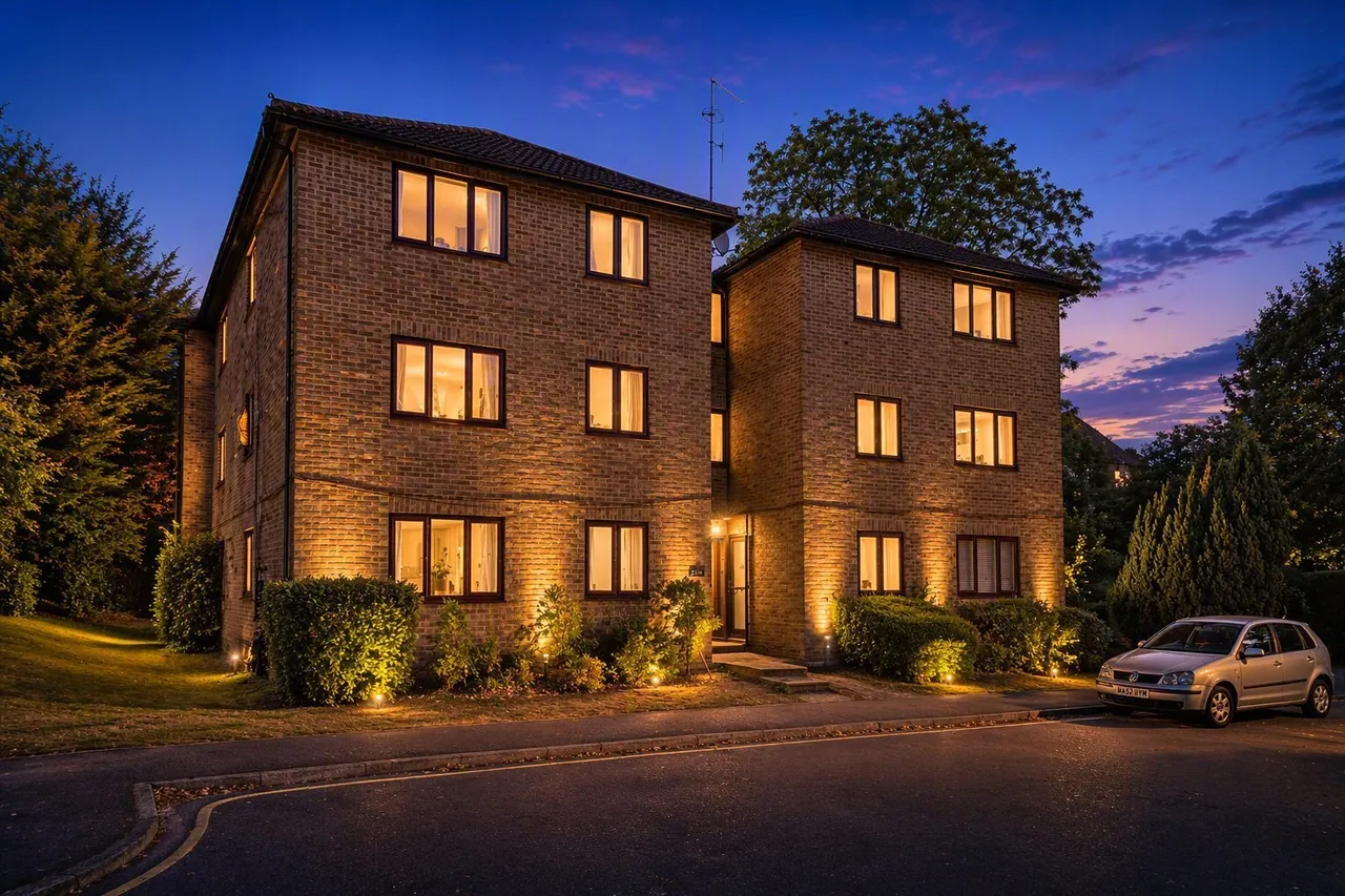 Calluna Court, Woking, GU22, photo 6