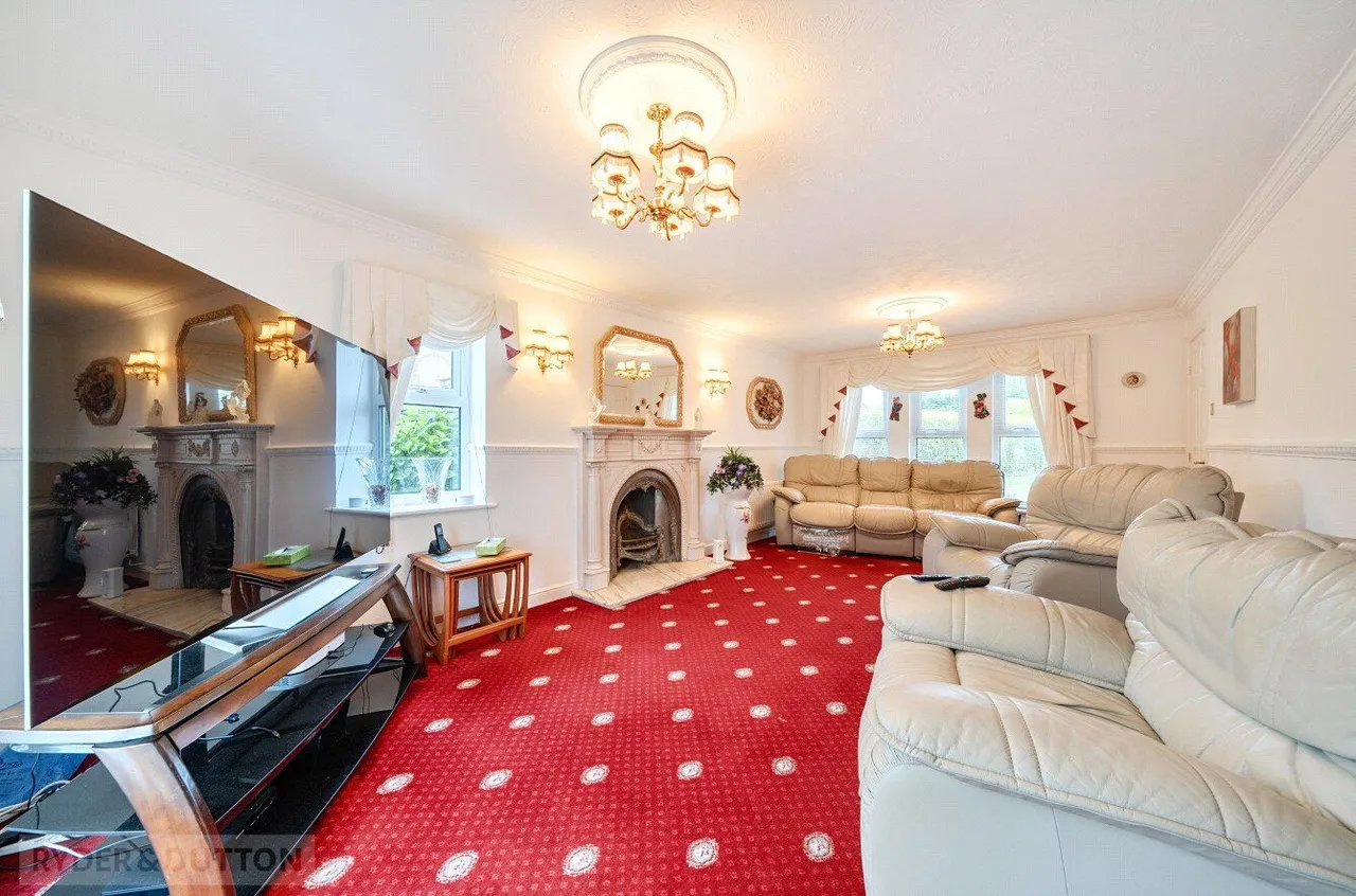 Rosethorns Close, Gladewood, M24, photo 4