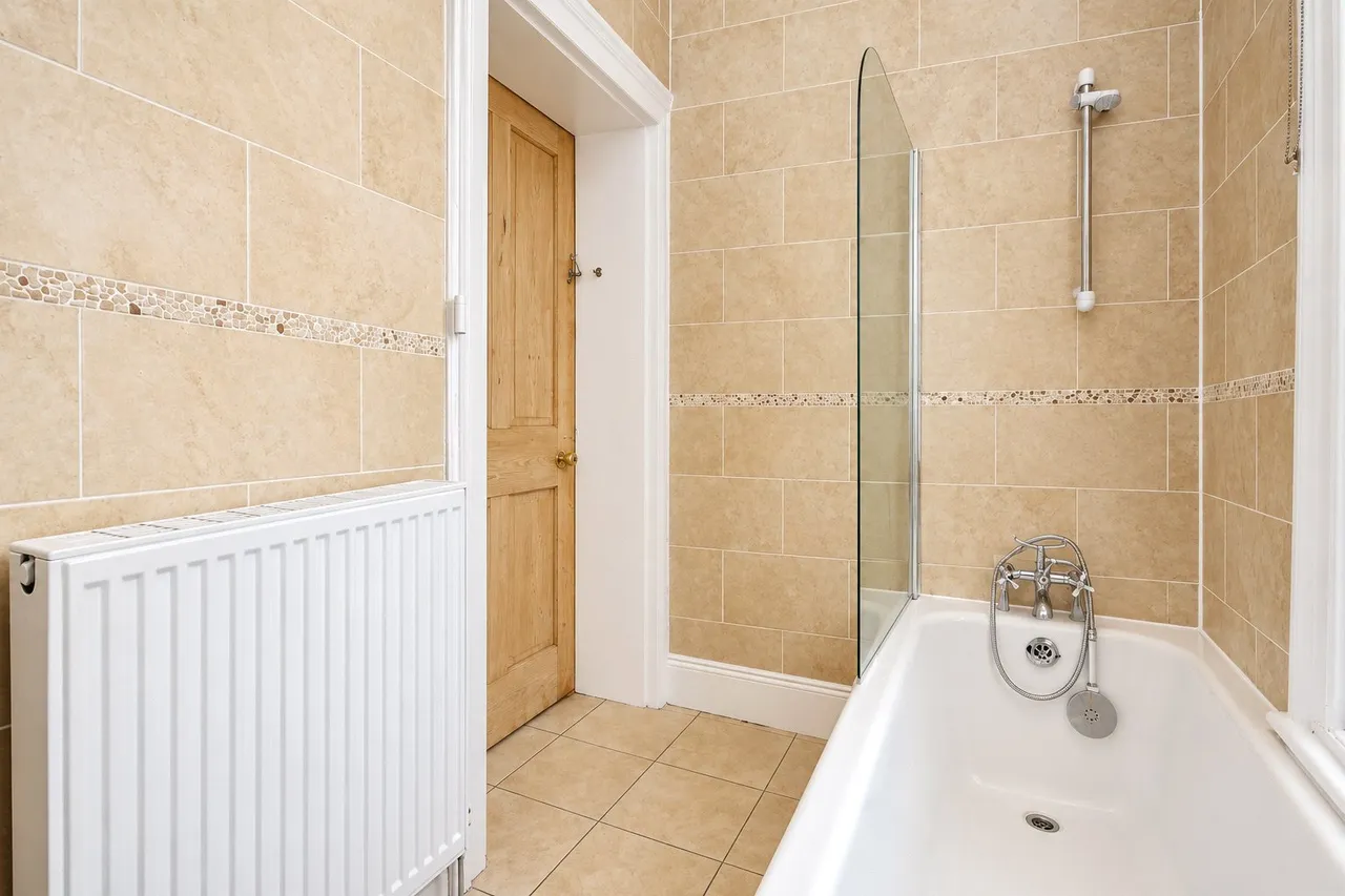 Selhurst Road, London, SE25, photo 8