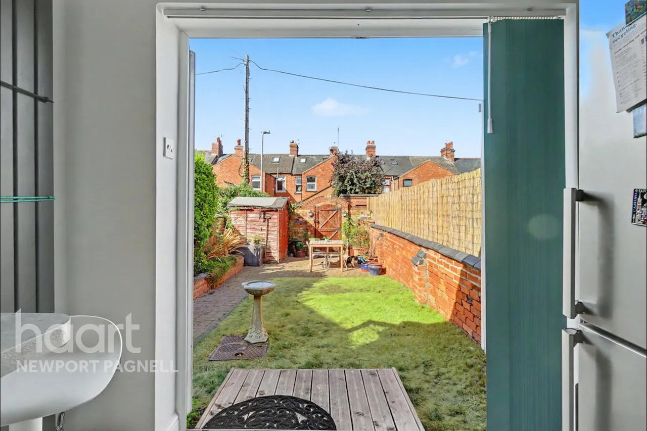 Cambridge Street, Milton Keynes, MK12, photo 13