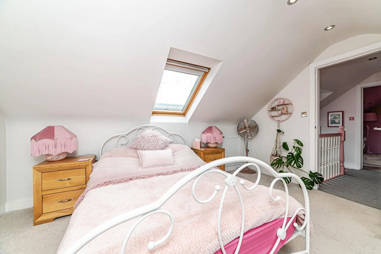 Brookside, Sandhurst, GU47, photo 31