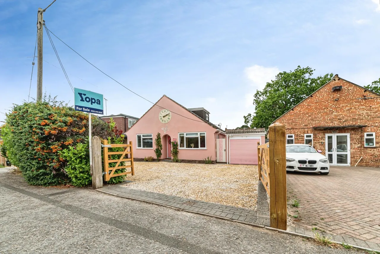 5 bed house for sale, Brookside, Sandhurst, GU47