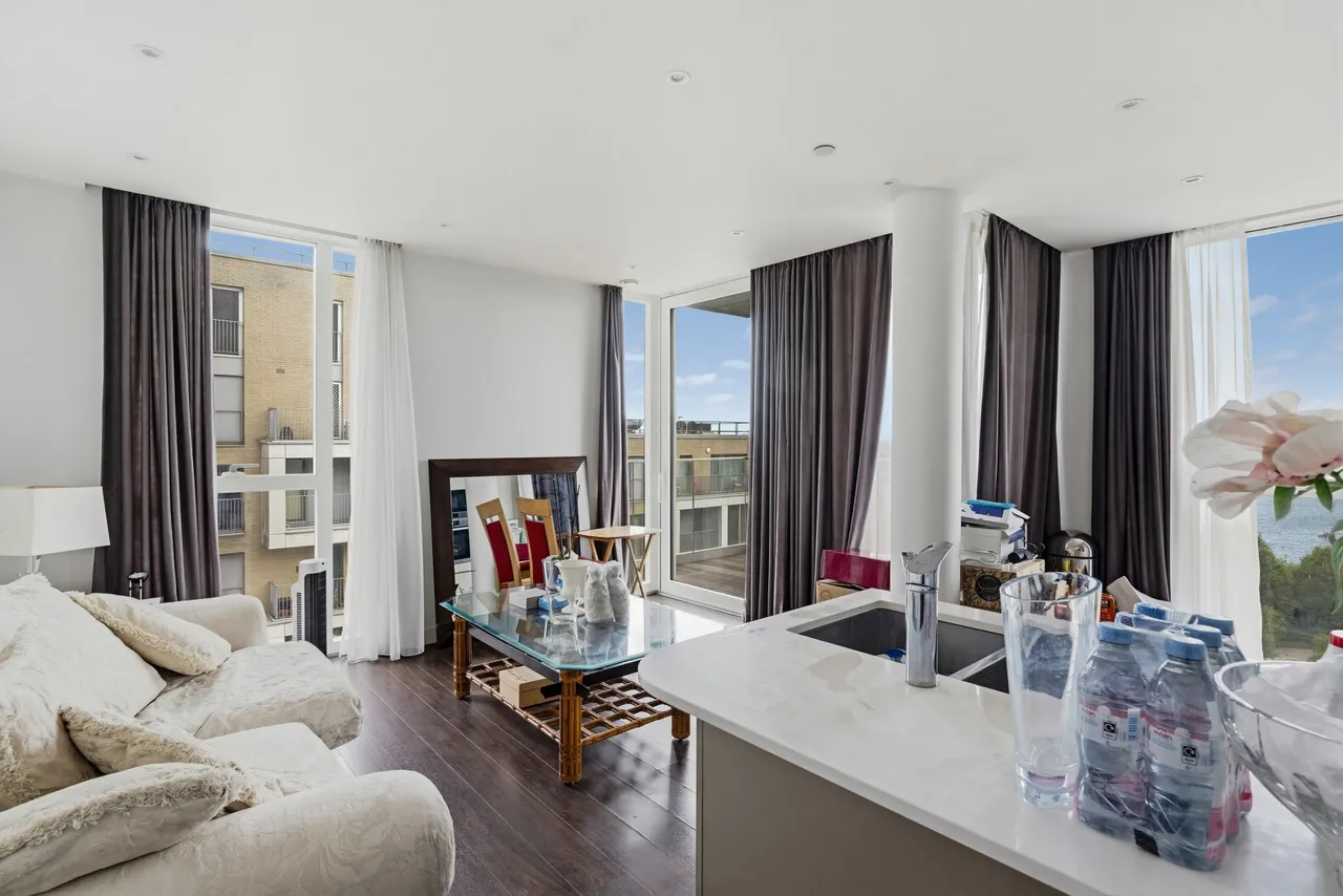 2 bed flat for sale, The Parkhouse, London, N4