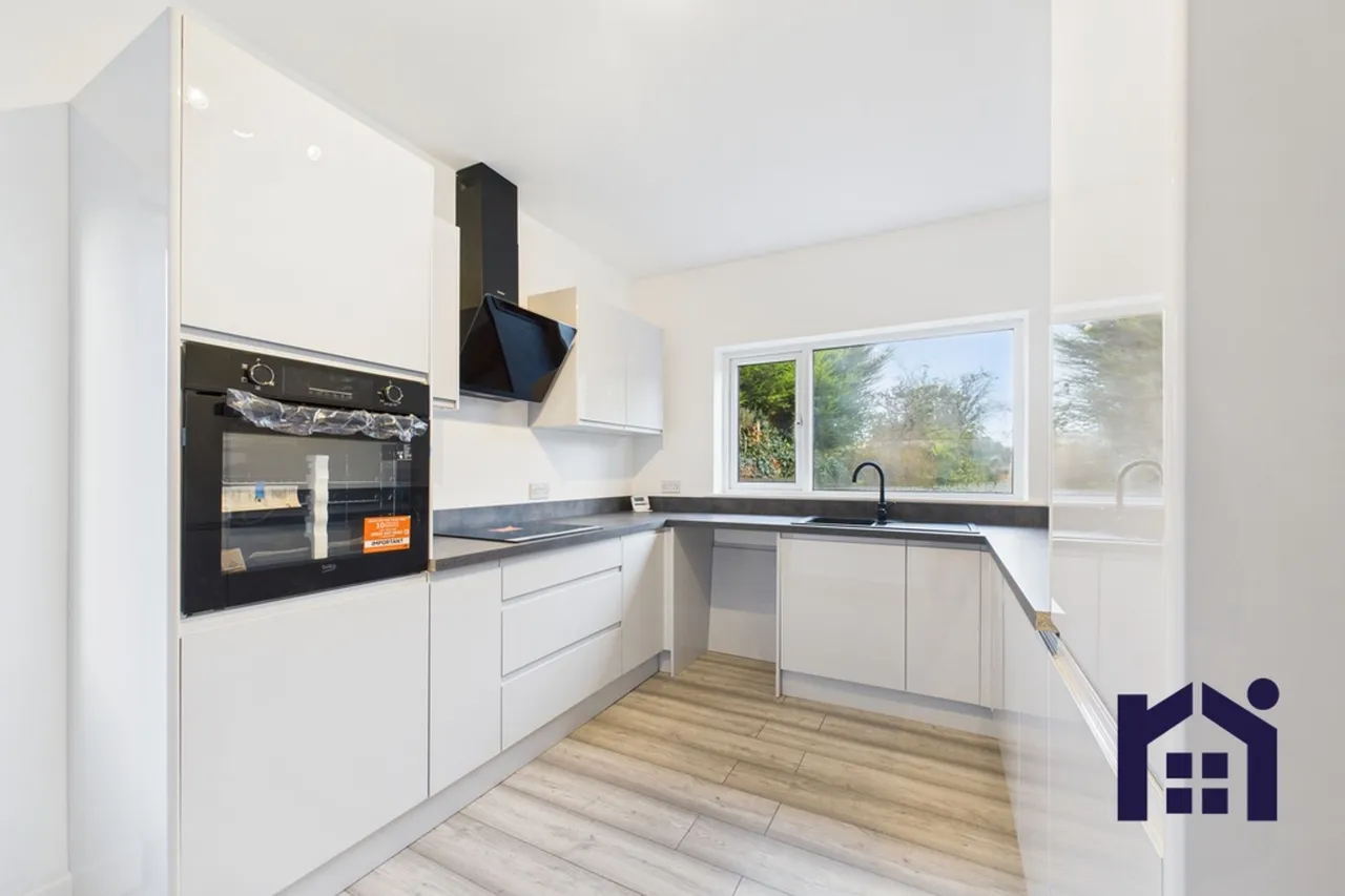 Brick Kiln Lane, Rufford, Ormskirk, L40 1SZ, photo 2