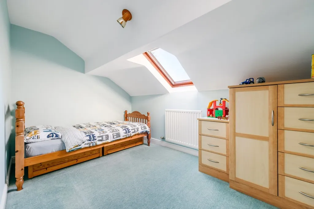 Pinewood Road, Ashley Heath, photo 22