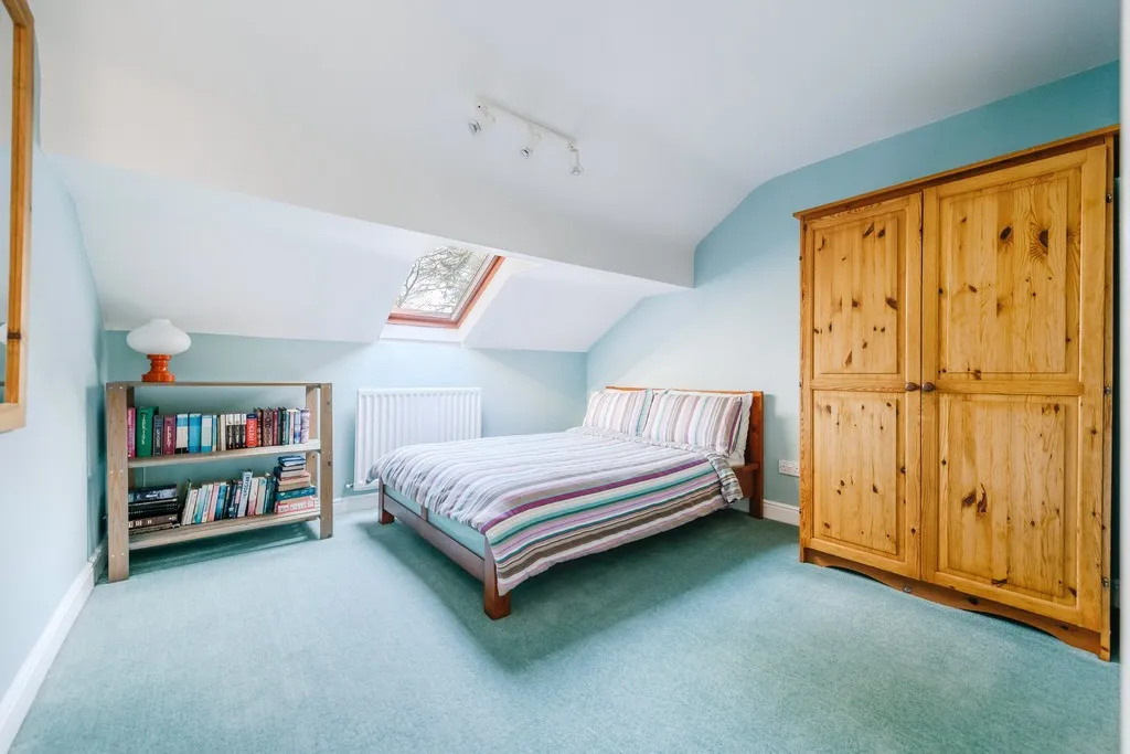Pinewood Road, Ashley Heath, photo 19