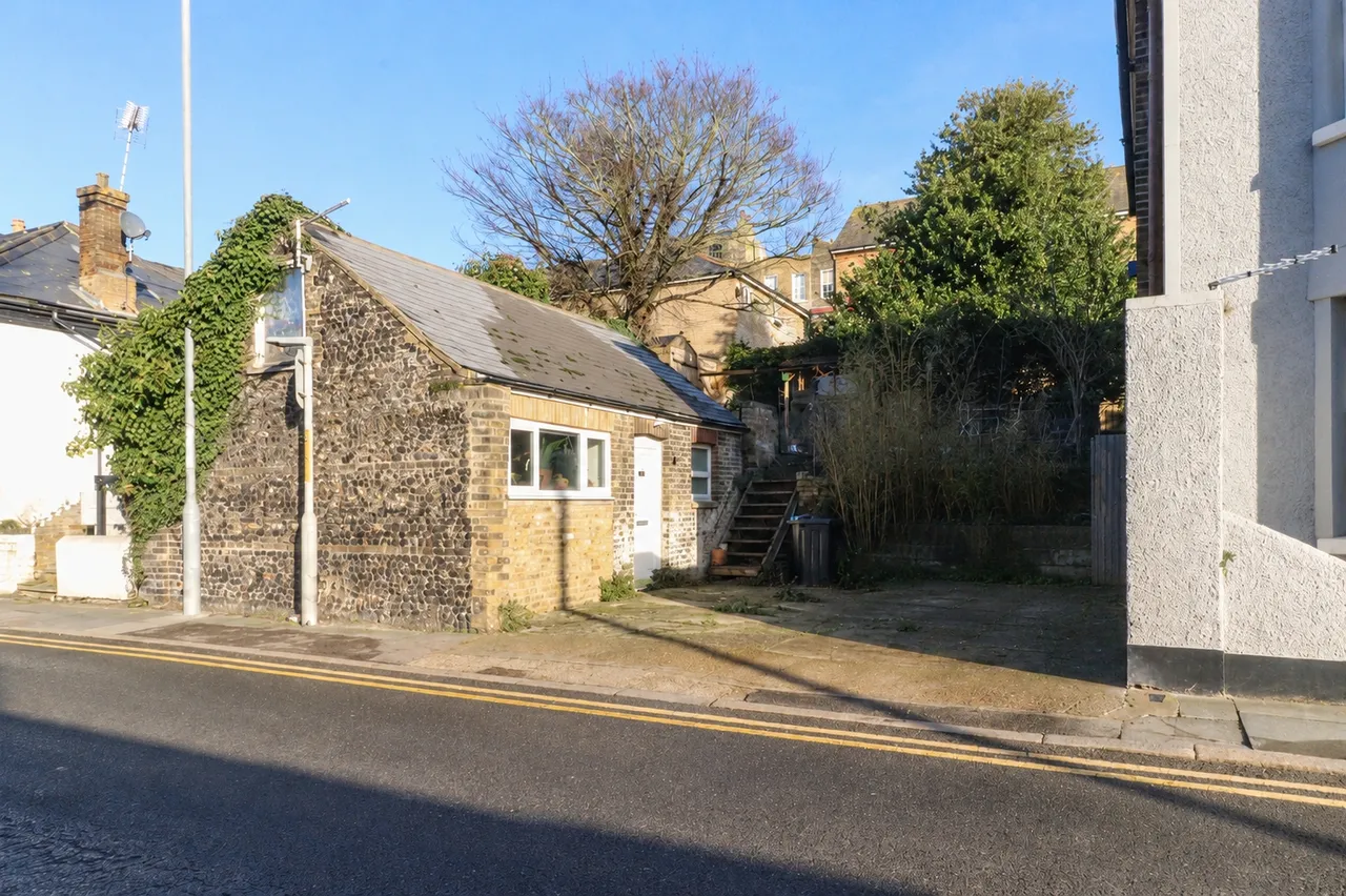 Eaton Road, Margate, CT9, photo 12