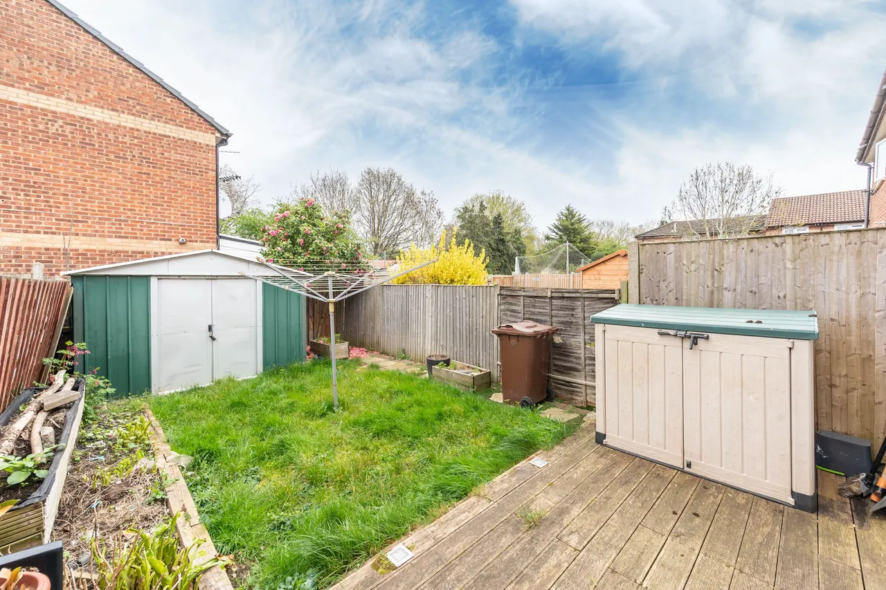 20 Daintry Close, Harrow, photo 12
