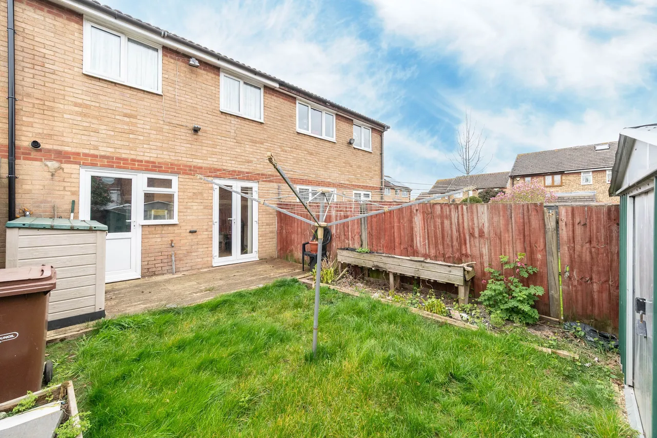 20 Daintry Close, Harrow, photo 11