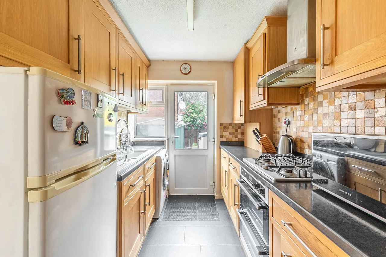 20 Daintry Close, Harrow, photo 4