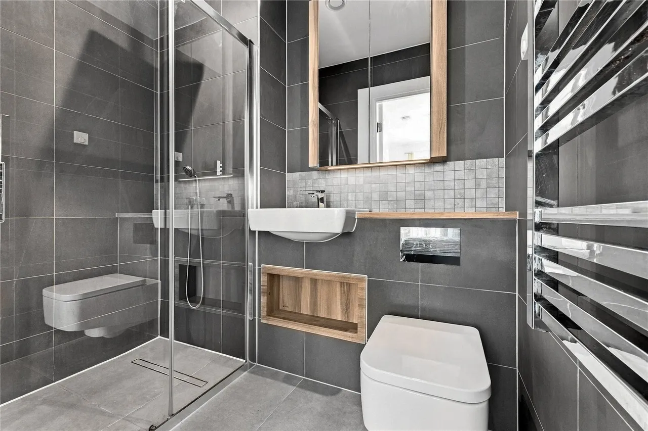 Courthouse Way, London, SW18, photo 6