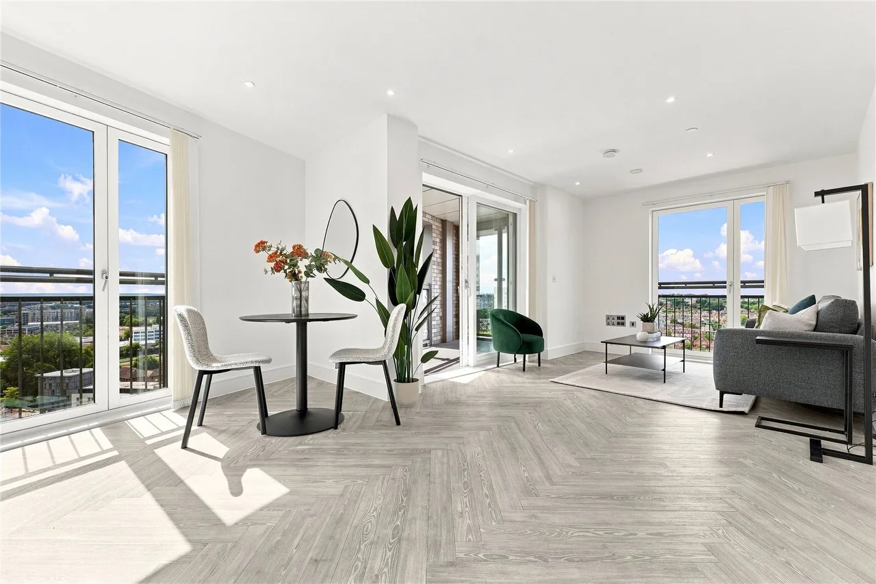2 bed flat for sale, Courthouse Way, London, SW18