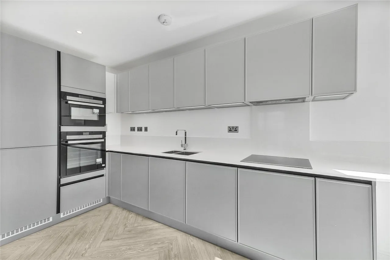 Courthouse Way, London, SW18, photo 10