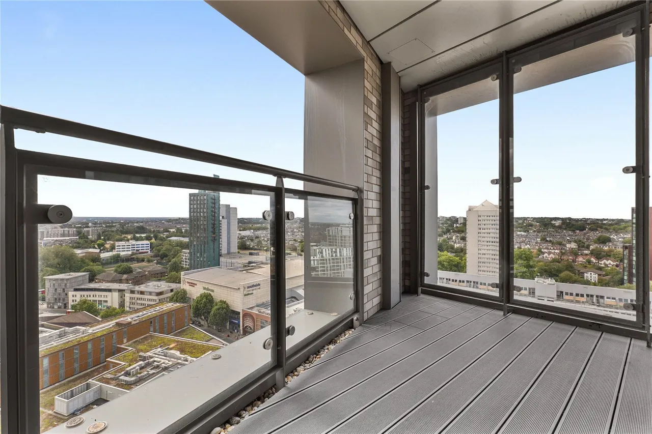 Courthouse Way, London, SW18, photo 12