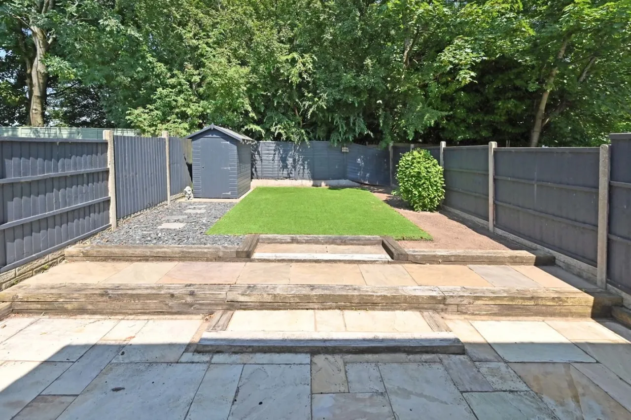 Lauren Close, Fenton, ST4, photo 10