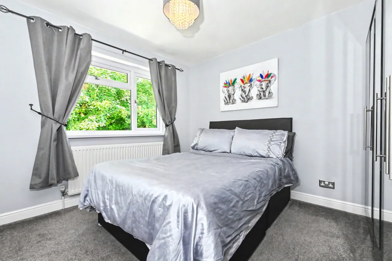 Lauren Close, Fenton, ST4, photo 6