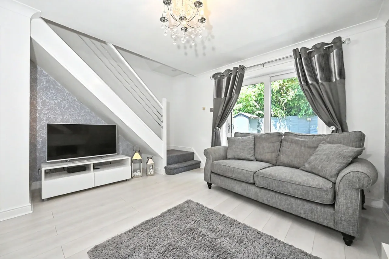 Lauren Close, Fenton, ST4, photo 3