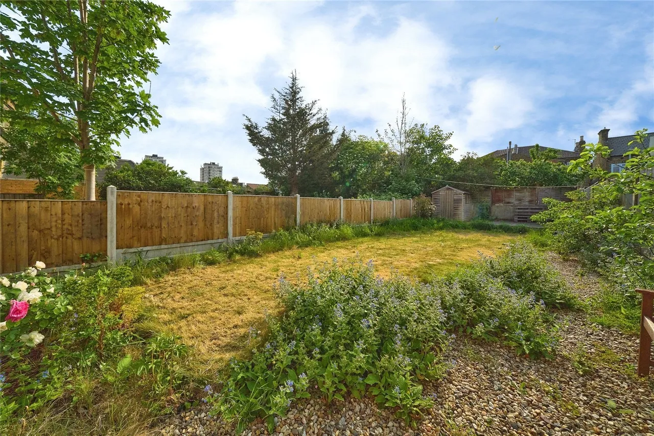 Selwyn Road, Plaistow, London, E13, photo 17