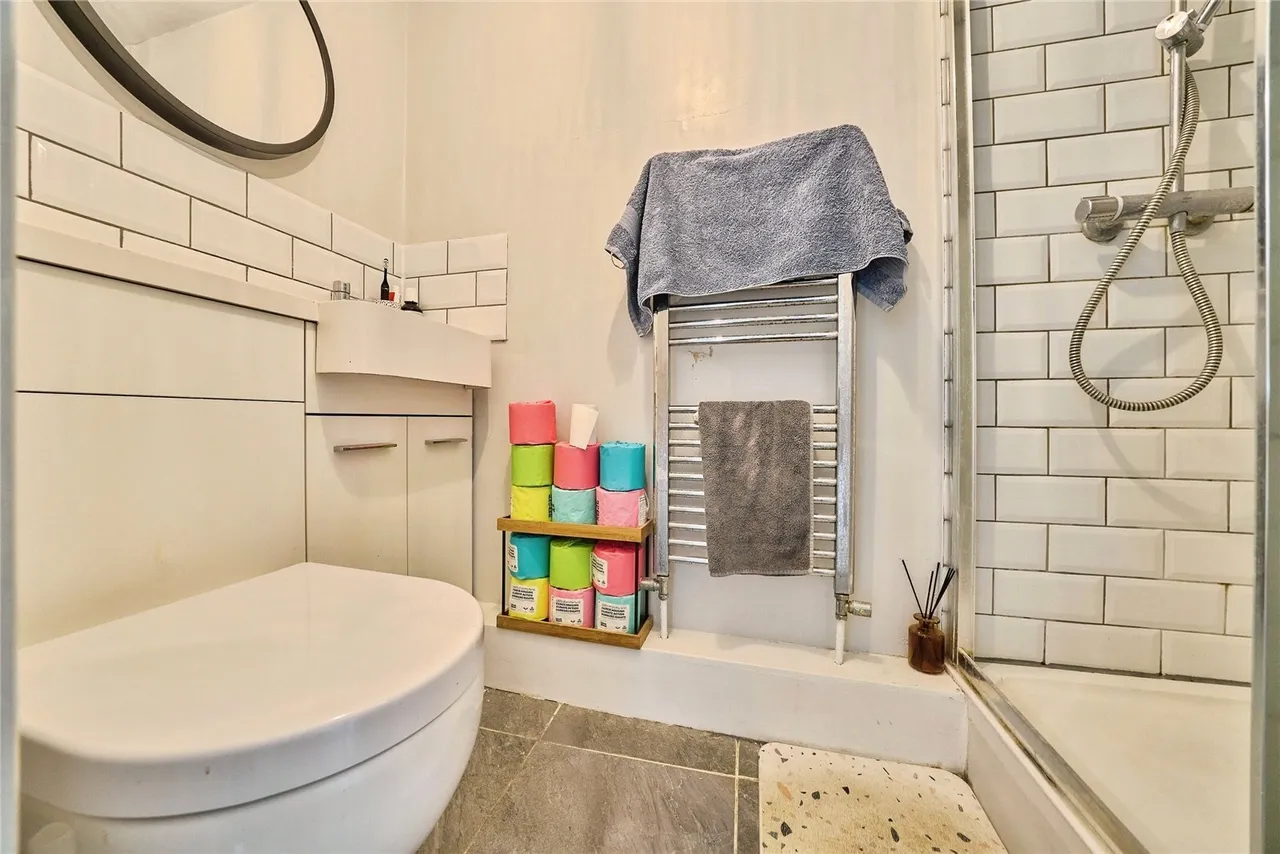 Selwyn Road, Plaistow, London, E13, photo 13
