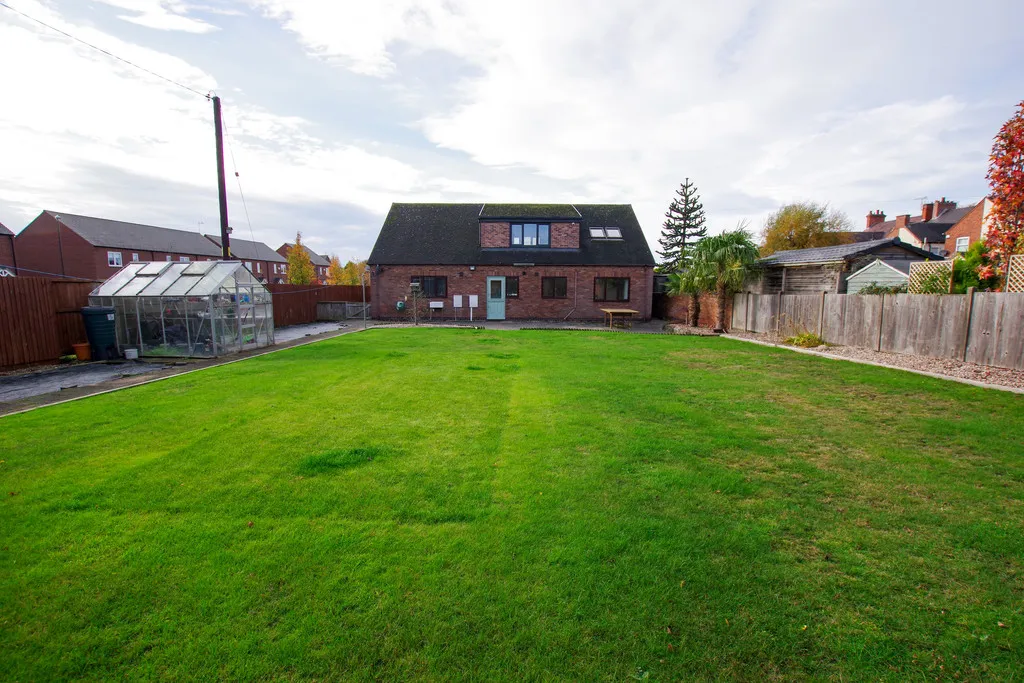 Acresford Road, Overseal, photo 4