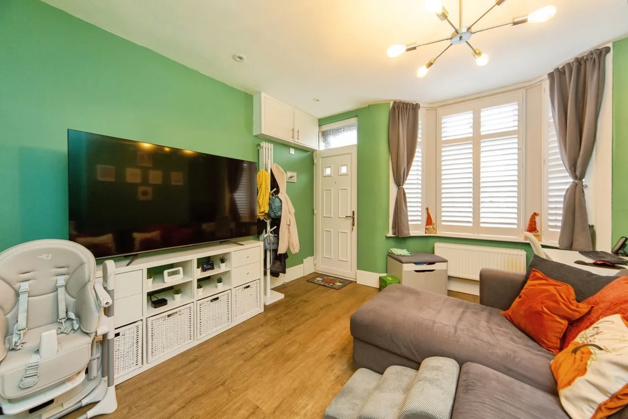 Elmswood Road, Birkenhead, CH42, photo 4
