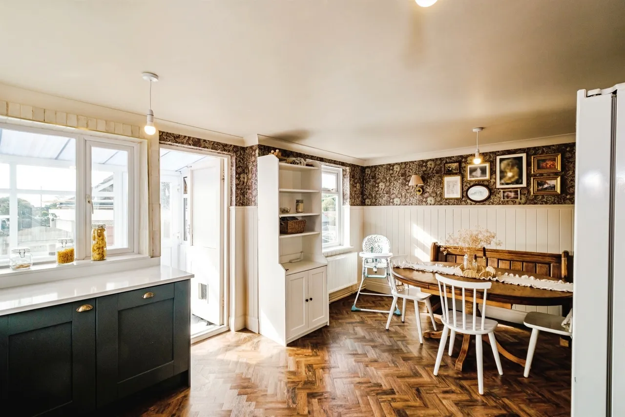 Upper Brighton Road, Sompting, BN15, photo 8